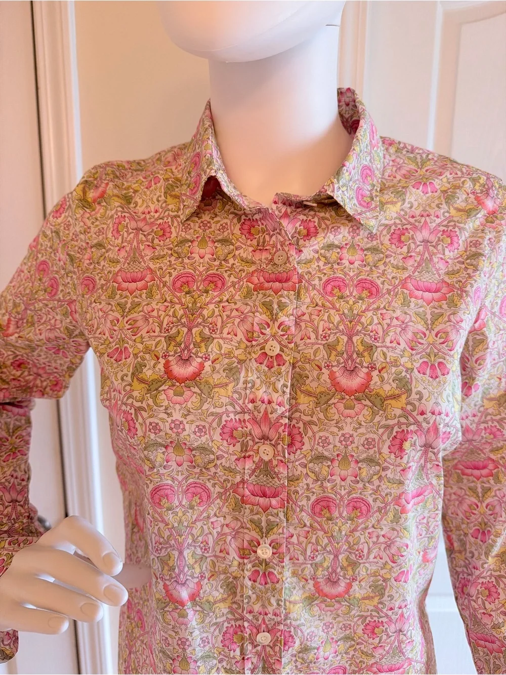 J.Crew Liberty Art Fabric Collection Women's Pink Floral Button-Up Shirt Size 2